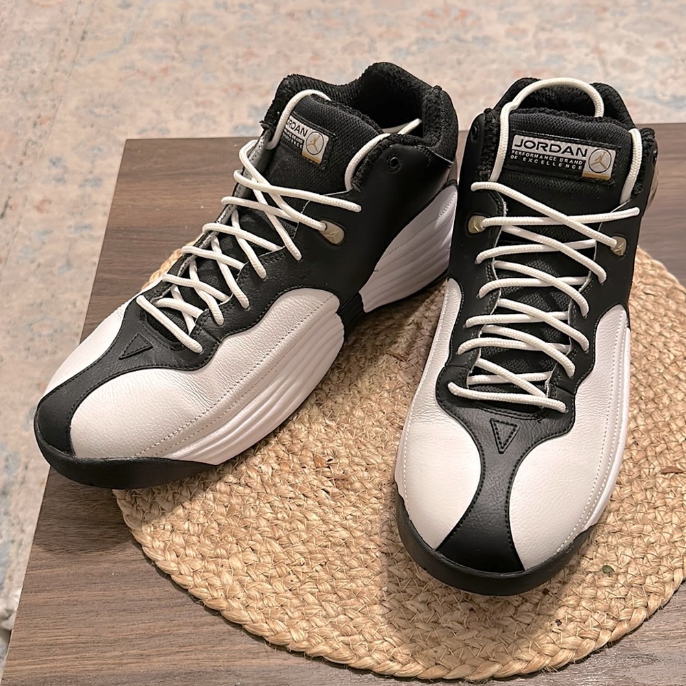 Men's Jordan's